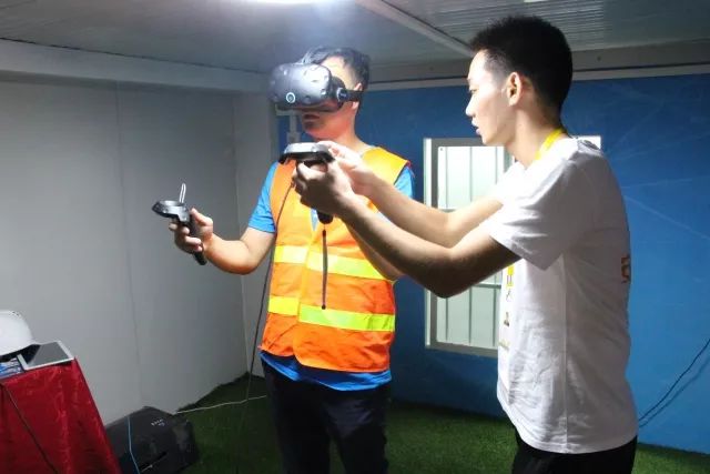 武汉恒隆广场项目-实体智能体验馆工程案例
